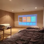 Gayang River View Stay